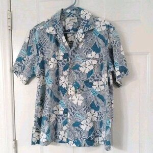 Helena’s Hawaiian Shirt Men’s Medium Blue White Floral Made in Hawaii USA